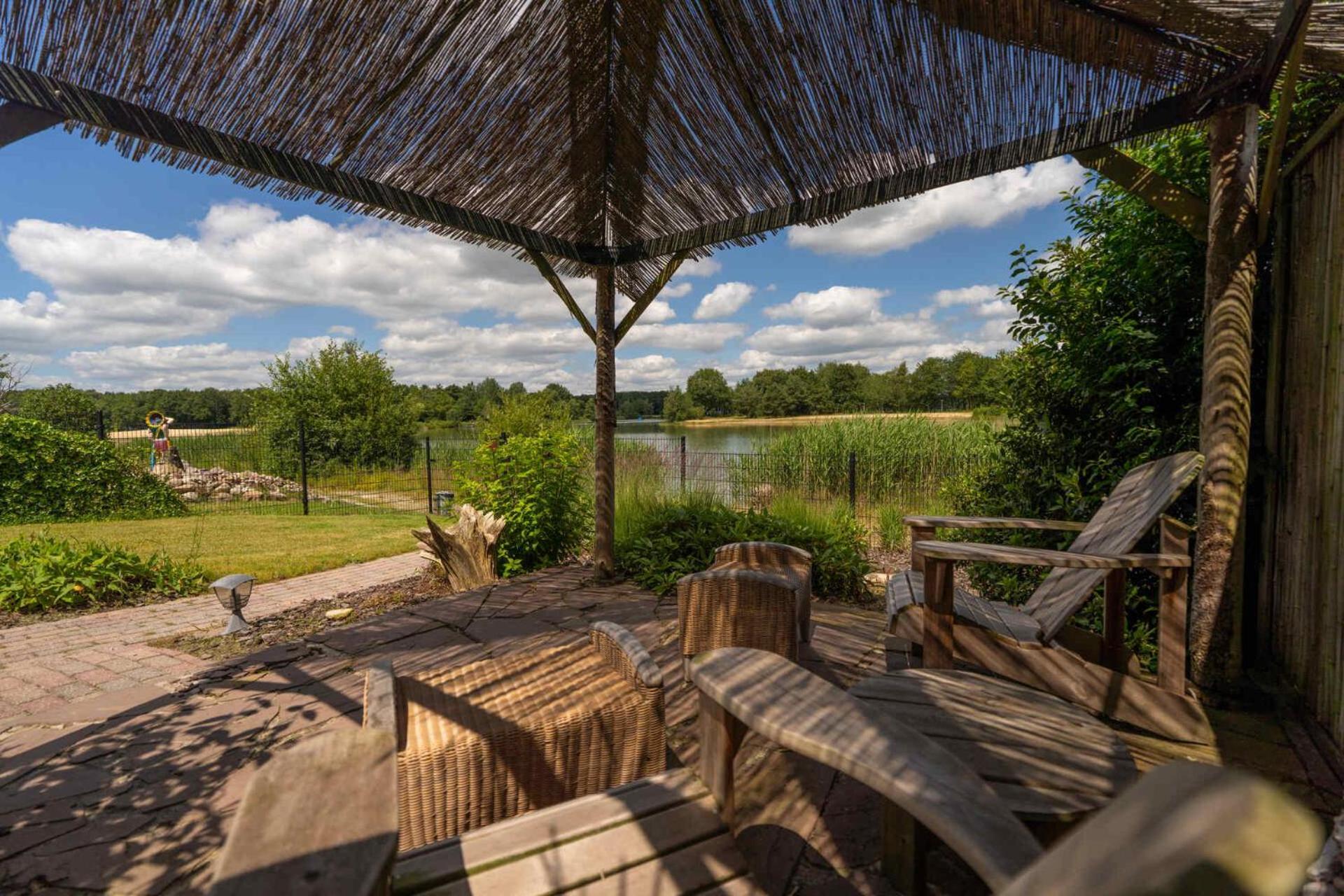 Drents Genieten - Lavendelheide Met Uitzicht Op Het Water Erm Εξωτερικό φωτογραφία